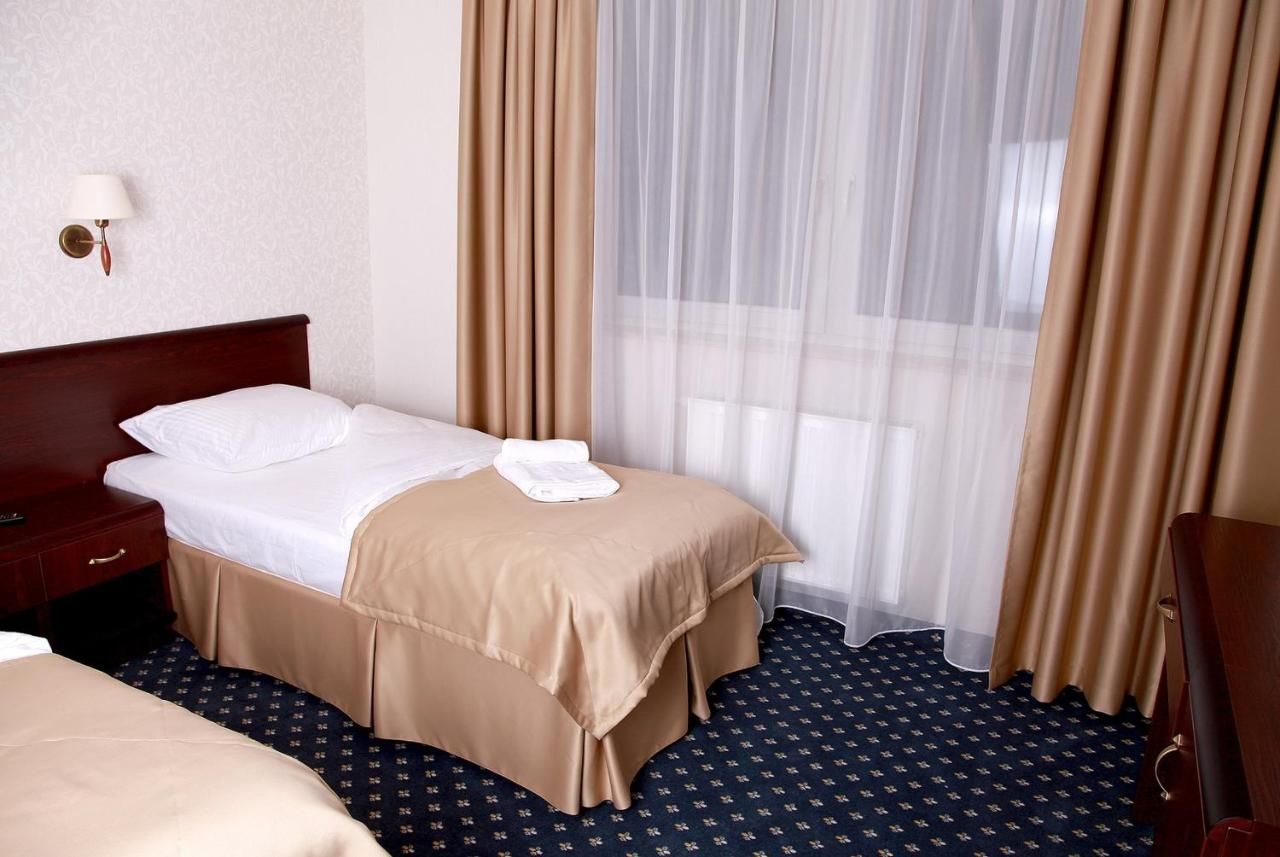 Отель Hotel Adria Руда-Слёнска-19