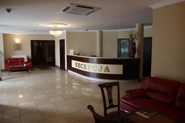 Отель Hotel Adria Руда-Слёнска-11